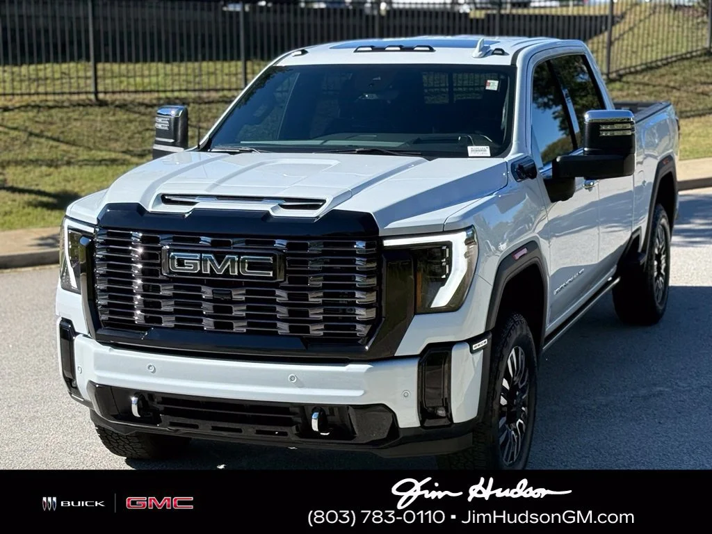 Used 2026 Glacier White Tricoat GMC Denali Ultimate image 12