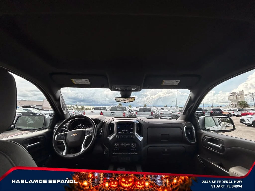 Used 2019 IRIDESCENT PEARL TRICOAT Chevrolet LTZ image 14