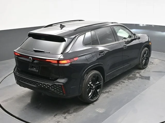 New 2026 Black Volkswagen SE R-Line Black image 17