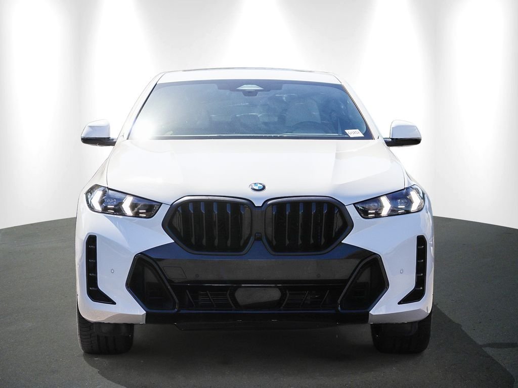 Certified Used 2025 Alpine White BMW xDrive40i image 2