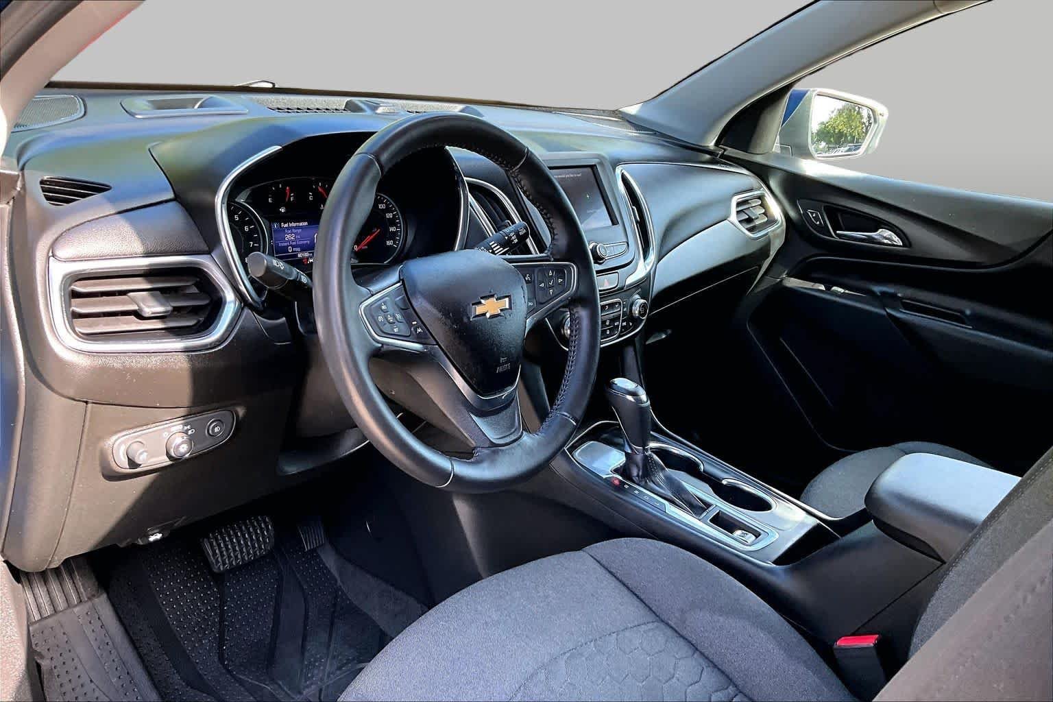 Used 2020 Pacific Blue Metallic Chevrolet LT image 18