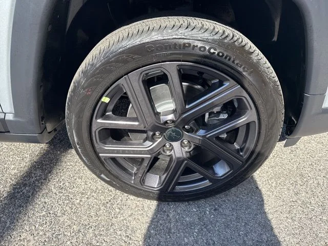 New 2026 Silver Jeep Limited image 12