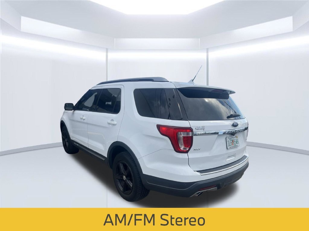Used 2018 White Ford XLT image 5