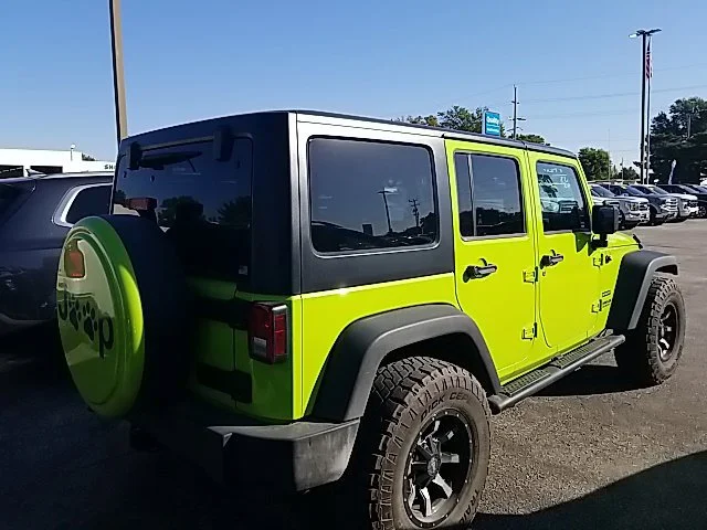 Used 2013 Green Jeep Sport image 29