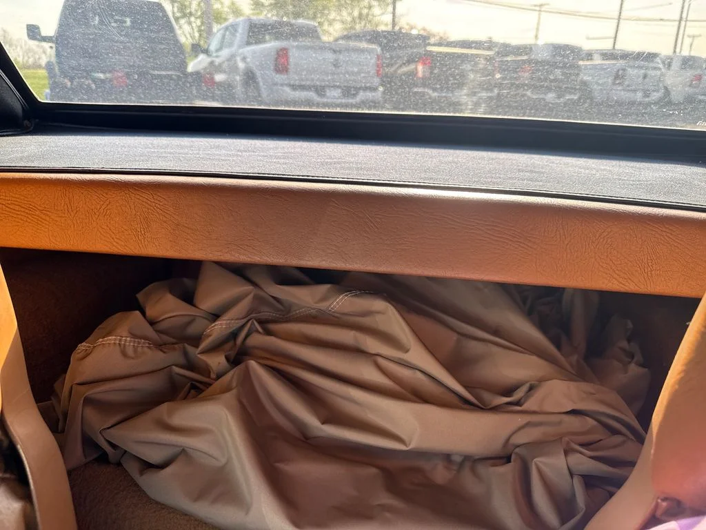 Used 1990 Green Chevrolet Convertible image 25