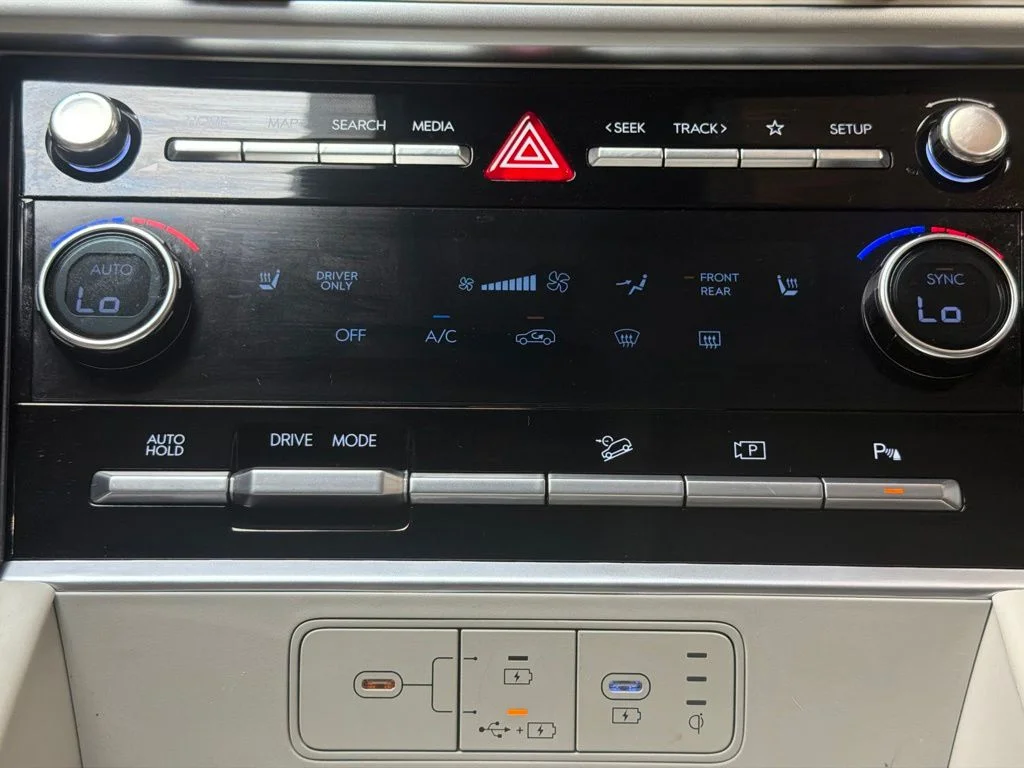 Used 2026 Rockwood Green Hyundai SEL image 17