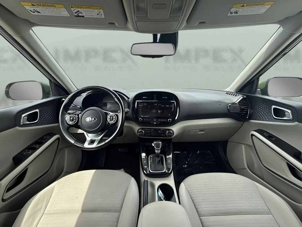 Used 2020 Green Kia EX image 12