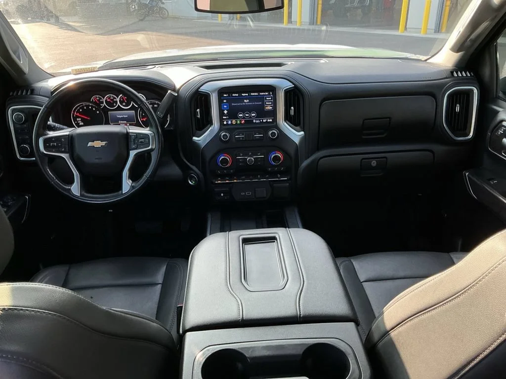 Used 2021 SUMMIT WHITE Chevrolet LTZ image 27