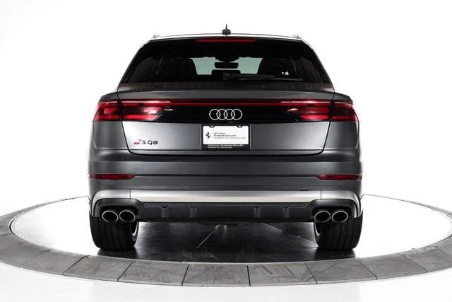Used 2024 Daytona Gray Pearl Effect Audi 4.0T Prestige image 4