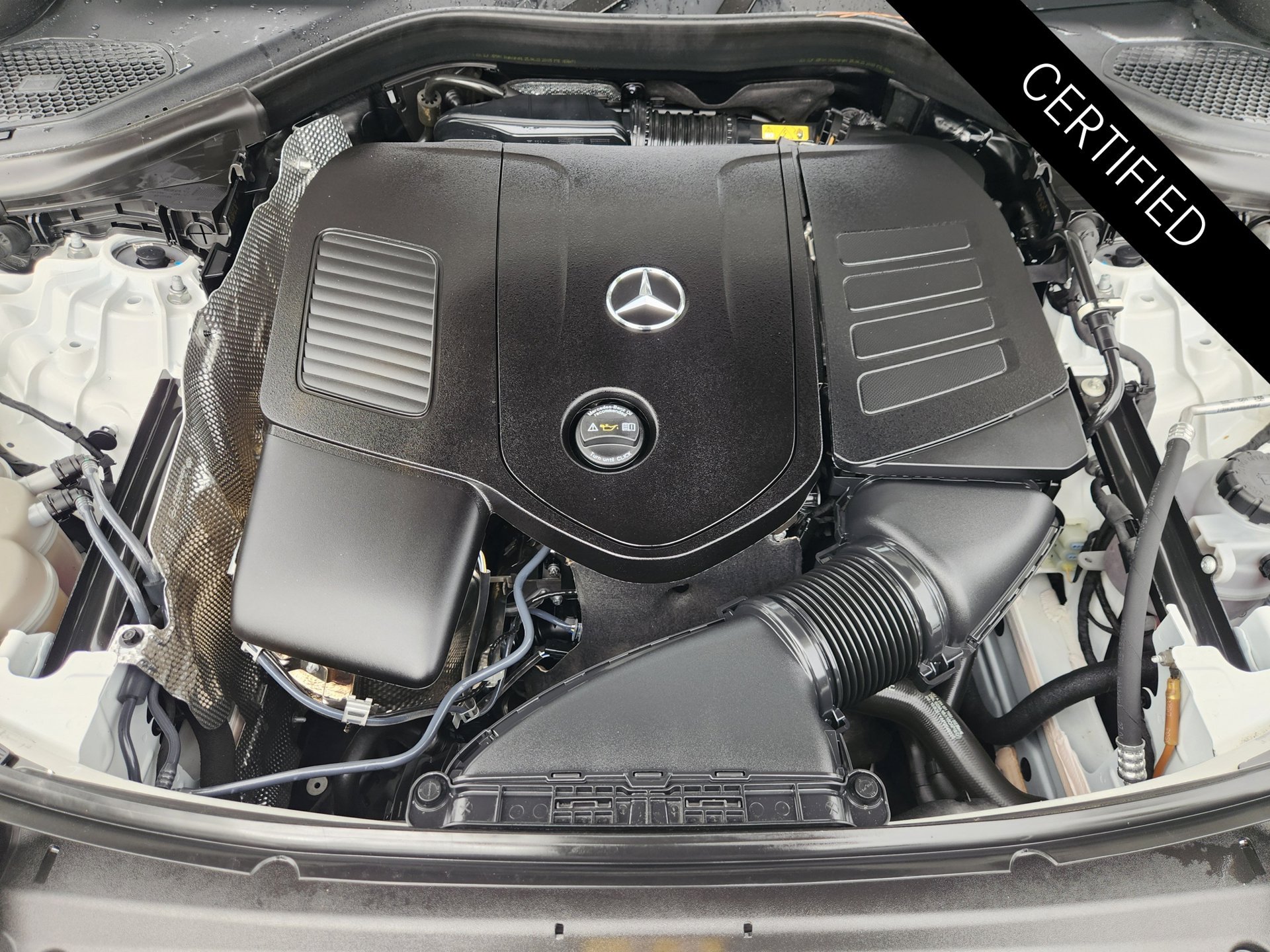 Certified Used 2023 Polar White Mercedes-Benz GLC 300 image 32