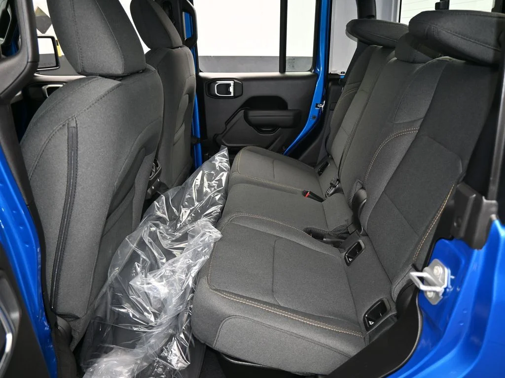 New 2026 Hydro Blue Pearl-Coat Exterior Paint Jeep Sport image 28