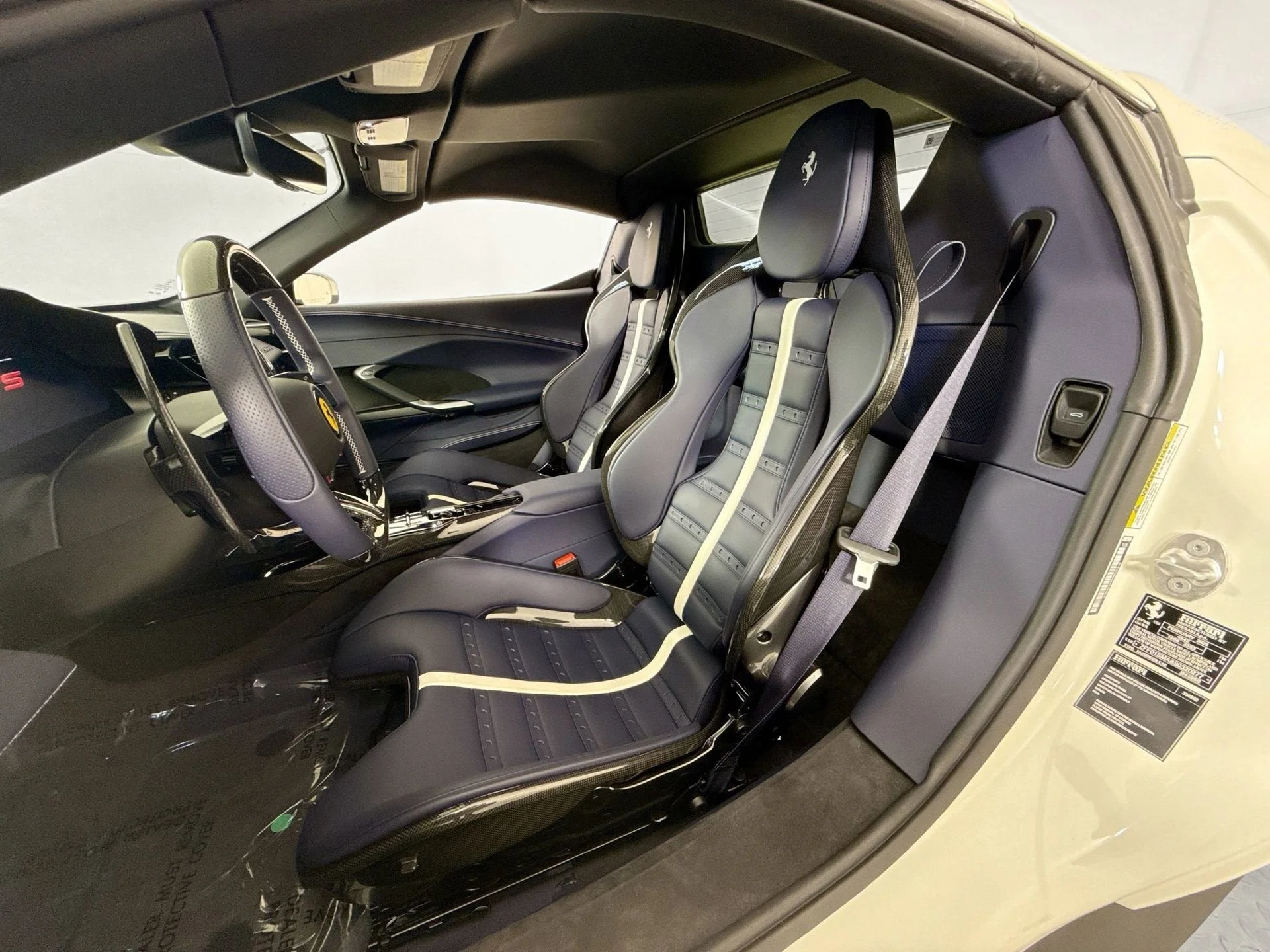 Certified Used 2025 Bianco Avus Ferrari  image 9