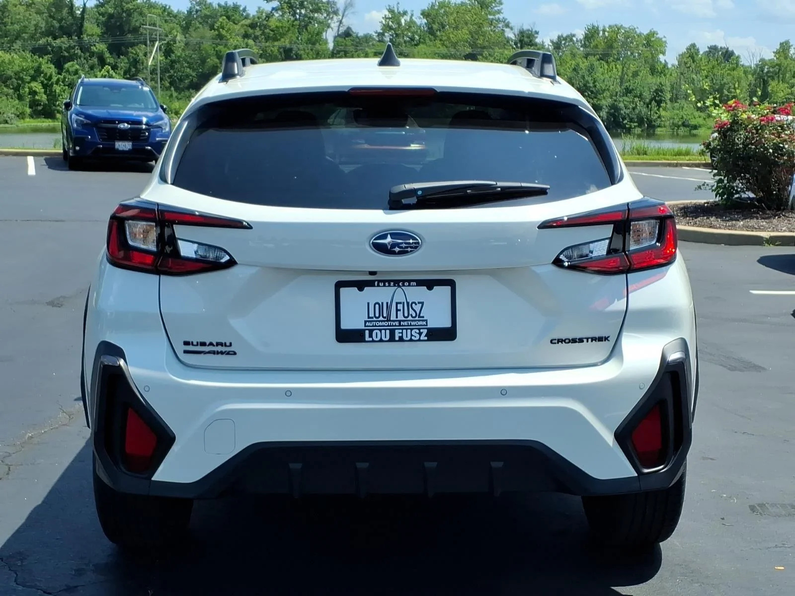 New 2026 CRYSTAL WHITE PEARL Subaru Limited image 19