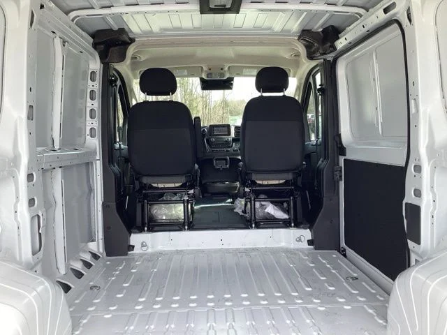 New 2026 Bright White Clear-Coat Exterior Paint RAM Low Roof image 16