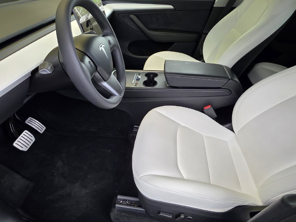 Used 2025 White Tesla Performance image 8