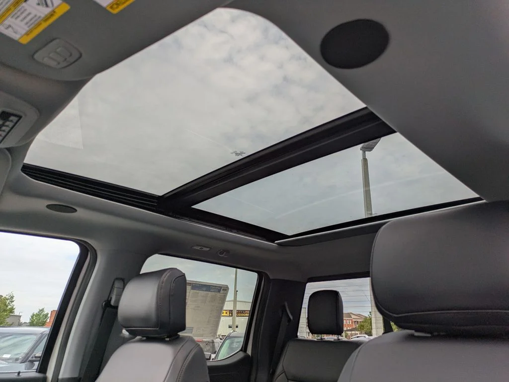 New 2026 Star White Metallic Tri-Coat Ford Lariat image 20
