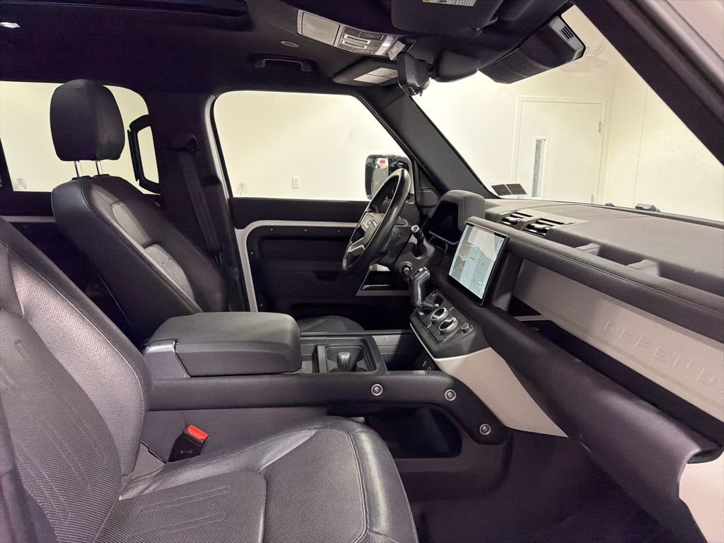 2022 Land Rover Defender X-Dynamic SE - Photo 25