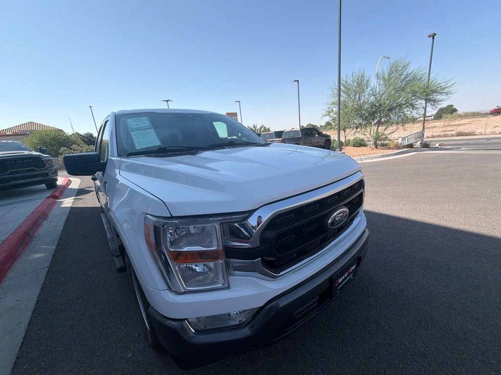 Used 2021 White Ford XLT image 4