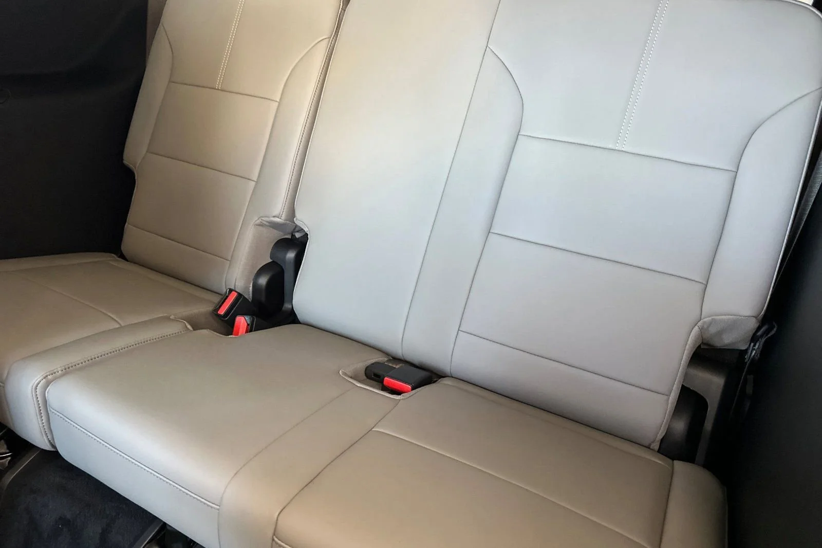 2025 GMC Acadia Elevation - Photo 16