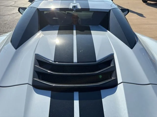 2021 Chevrolet Corvette 2LT - Photo 35