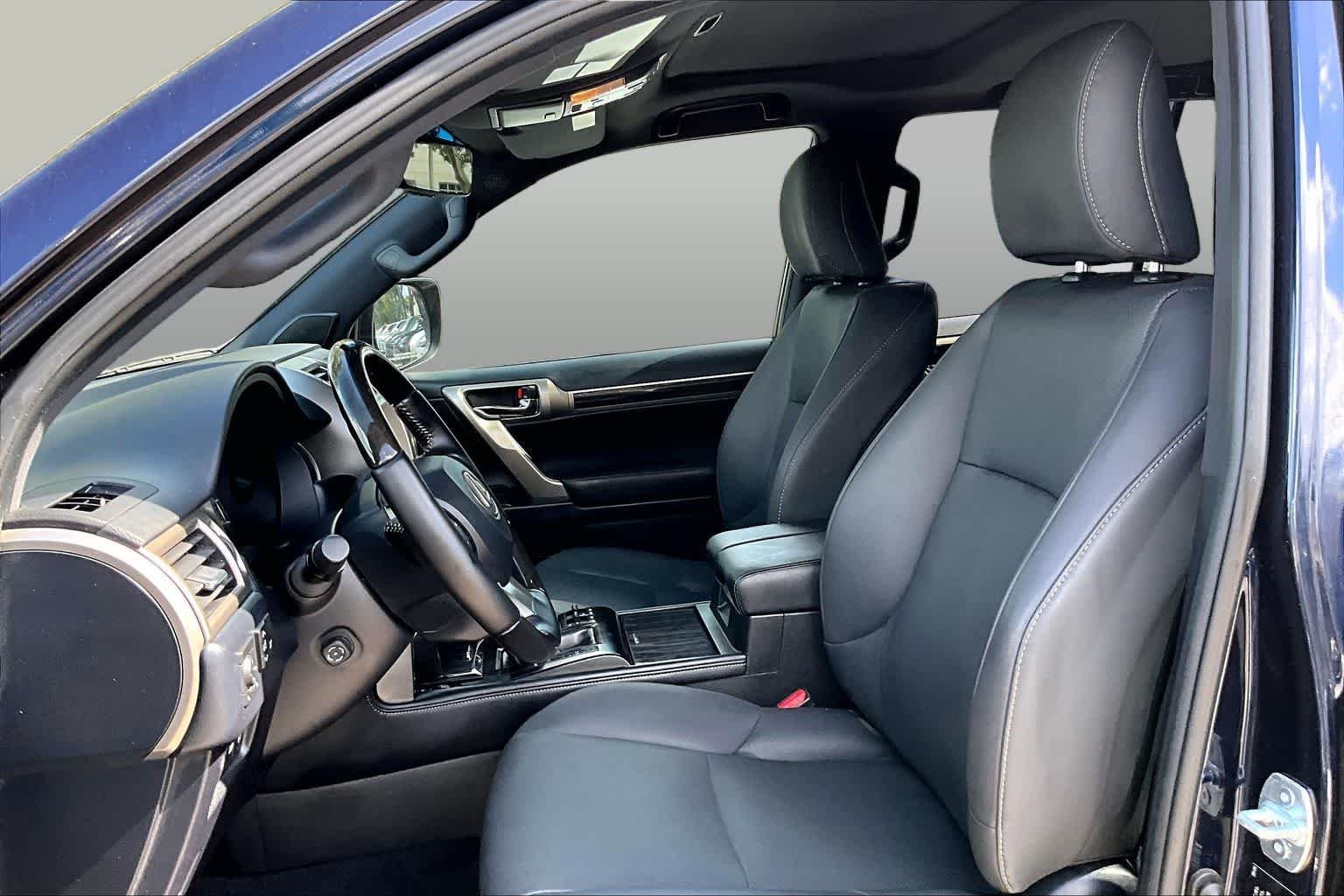 Used 2021 Nightfall Mica Lexus Premium image 8