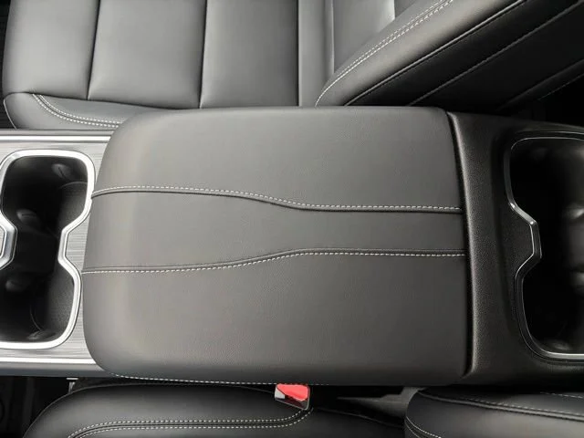 2026 GMC Acadia Elevation - Photo 30