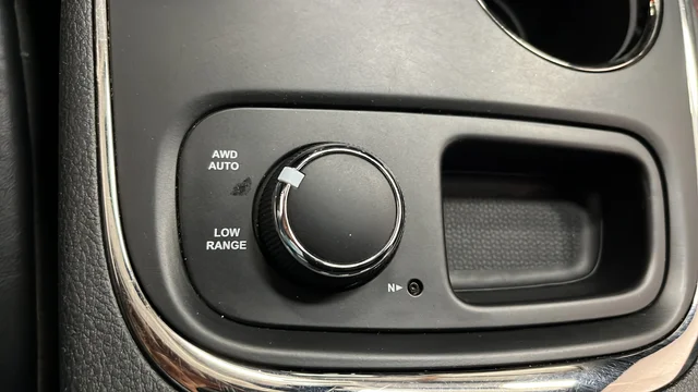 Used 2018 DB Black Clearcoat Dodge R/T image 35