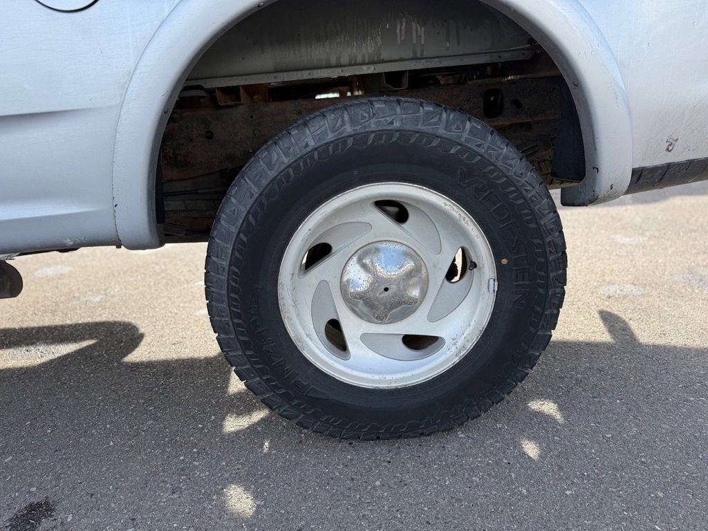 Used 2002  Ford XLT image 50