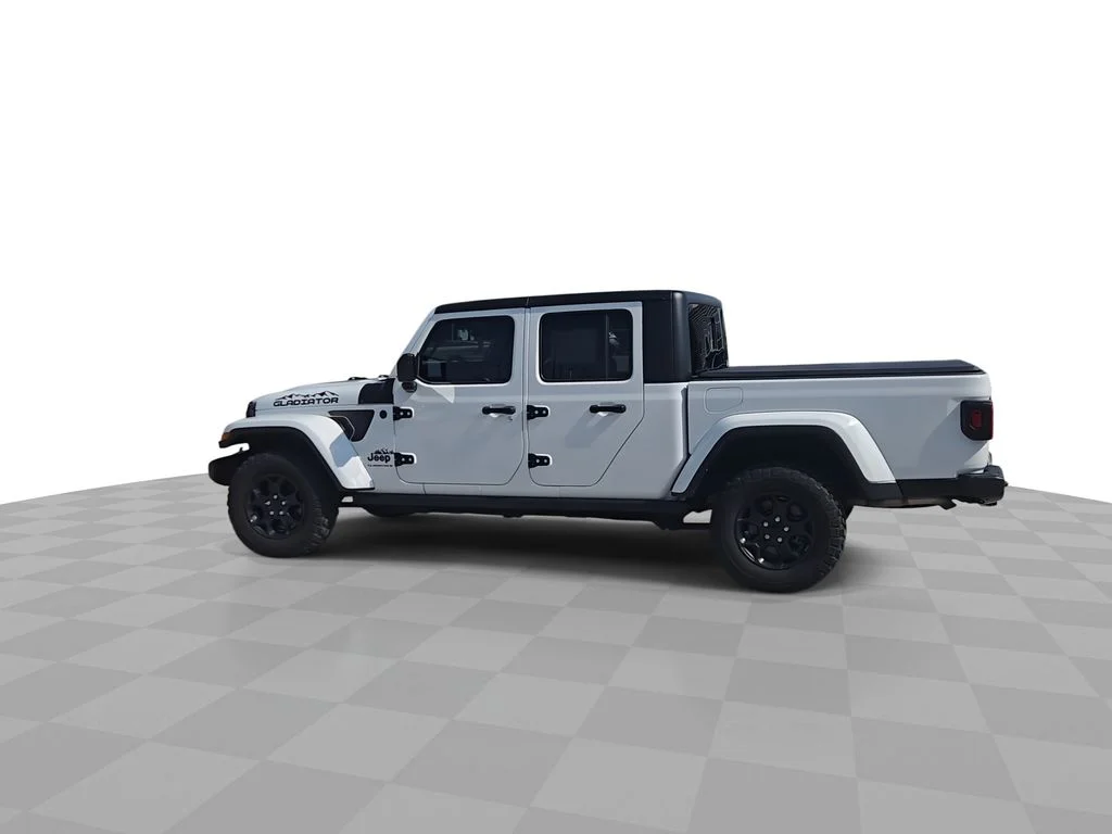 Used 2023 White Jeep Willys image 6