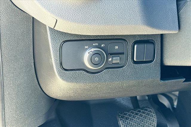 New 2026 Pebble Gray Mercedes-Benz  image 37