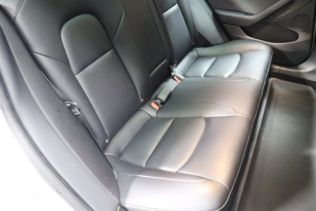 Used 2022 Pearl White Multi-Coat Tesla Long Range image 47