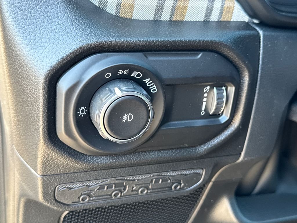 New 2026 Granite Crystal Metallic Clear-Coat Exterior Paint Jeep 85th Anniversary Edition image 28