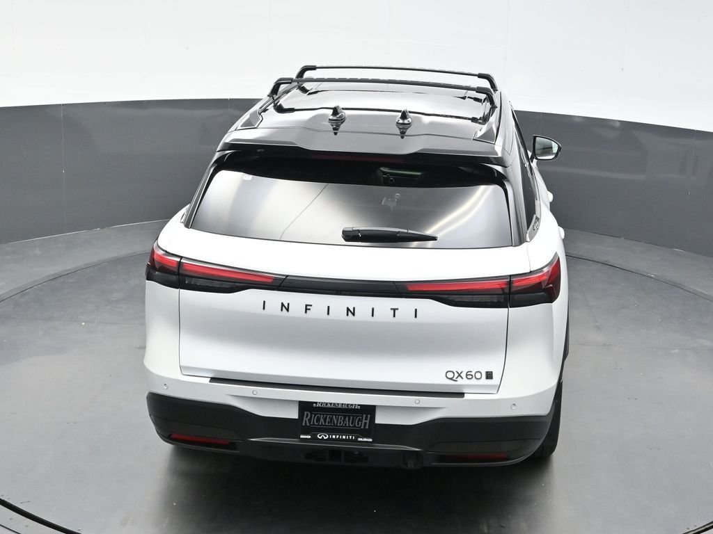 New 2027 2T RAD WHT INFINITI Autograph AWD image 44