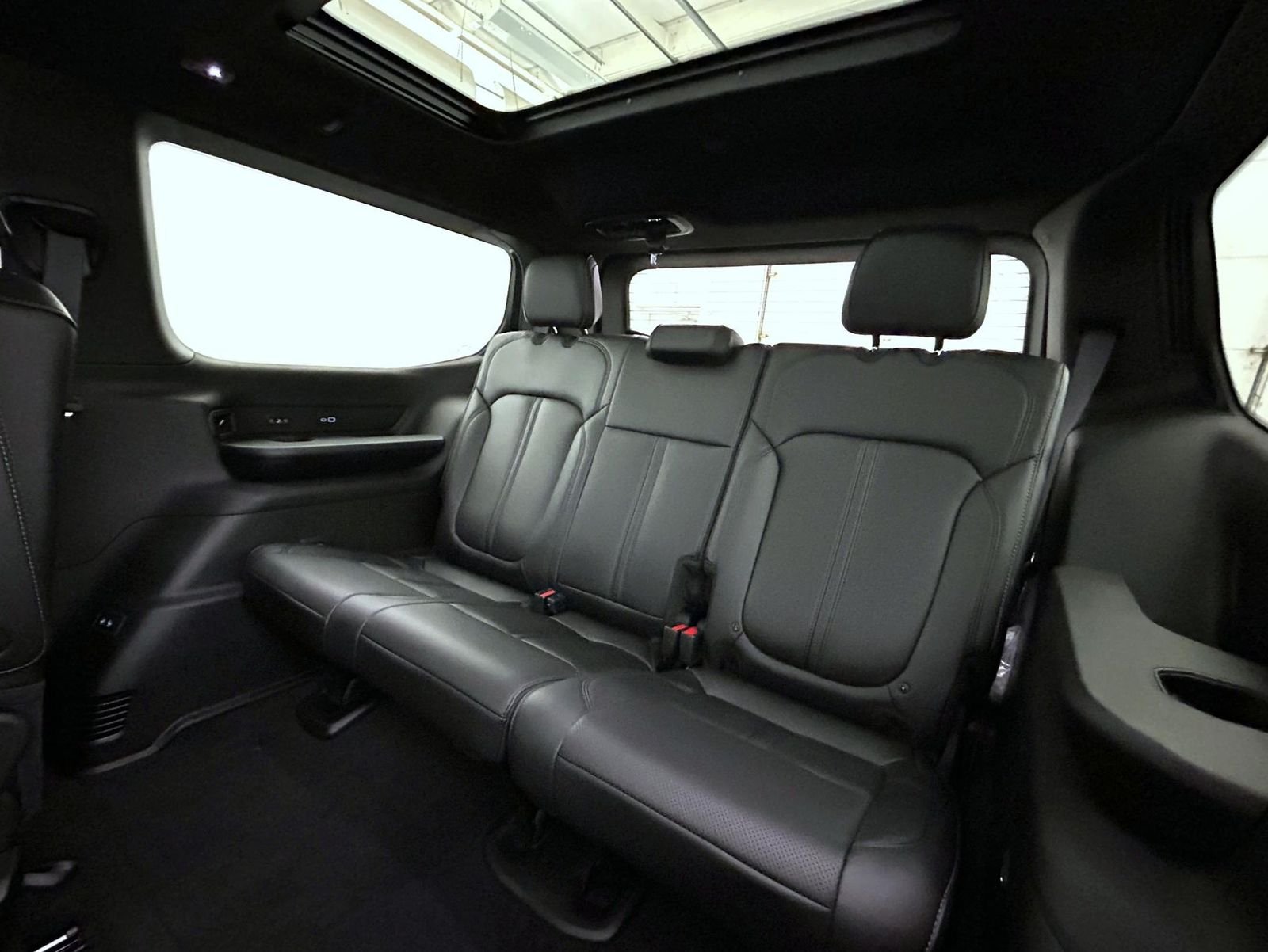 New 2026 Steel Blue Exterior Paint Jeep Upland image 20