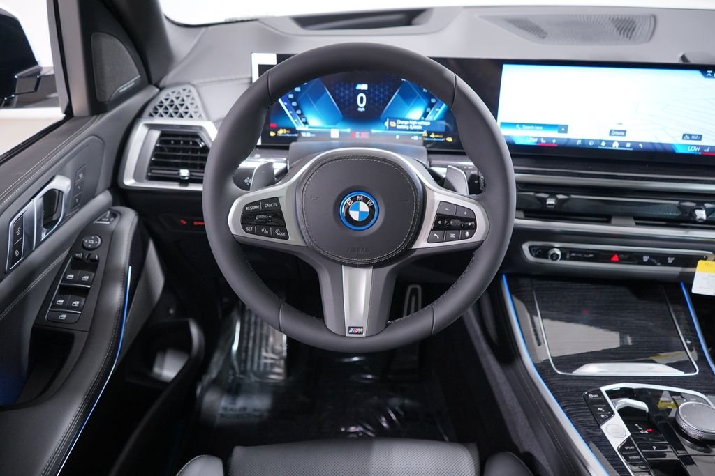 New 2026 Alpine White BMW xDrive50e image 9
