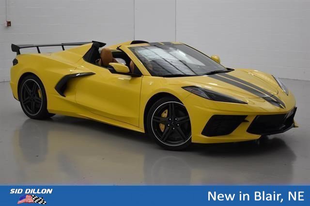 New 2026 Competition Yellow Tintcoat Metallic Chevrolet 2LT image 11