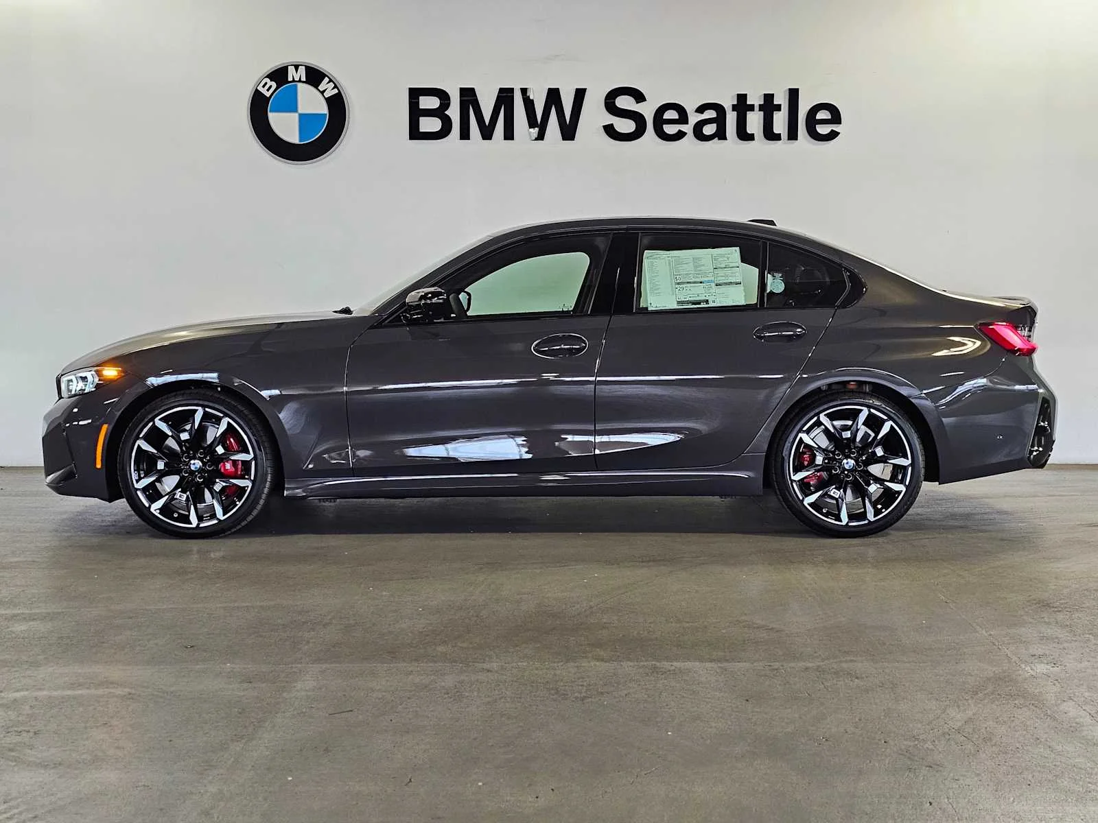 New 2026 Dravit Grey Metallic BMW 330i NA xDrive image 3