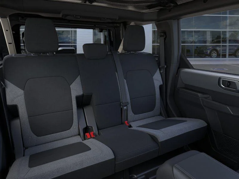 2025 Ford Bronco 4-Door Base - Photo 11
