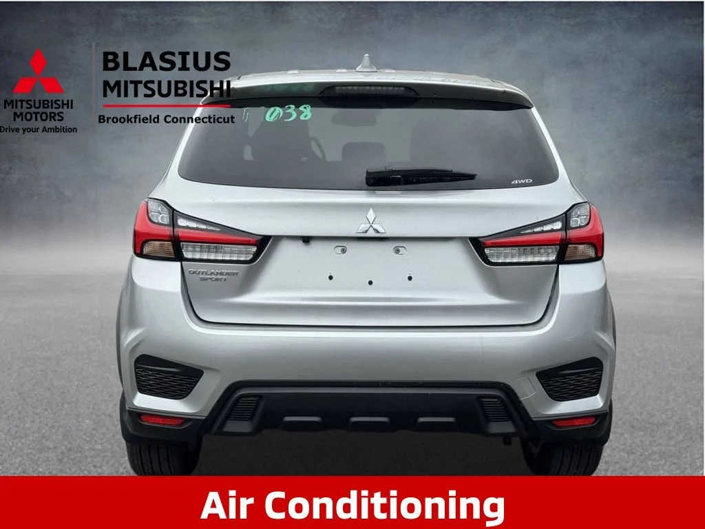 New 2025 Silver Mitsubishi 2.0 ES image 6