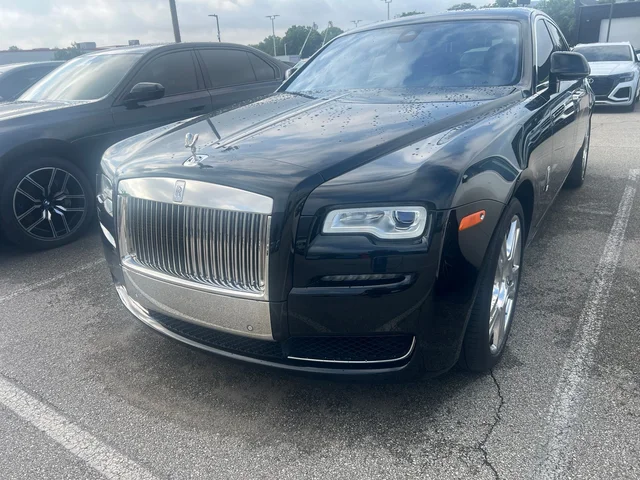2017 Rolls-Royce Ghost Base