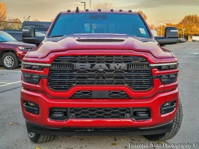 New 2026 Molten Red Pearl-Coat Exterior Paint RAM Laramie image 4