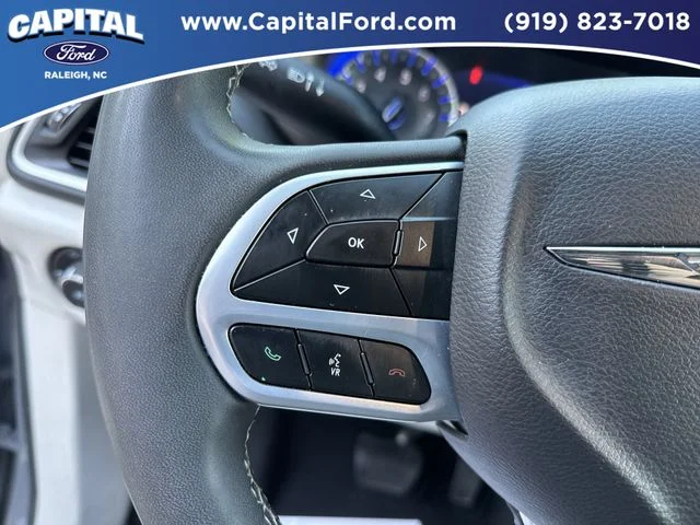 Used 2023 White Chrysler Touring L image 21
