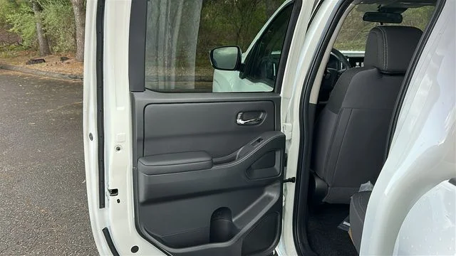 New 2026 White Nissan SV image 21