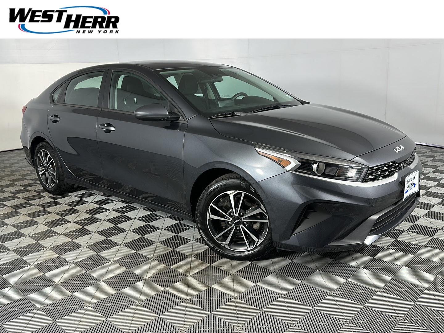 Used 2023 Gravity Gray Kia LXS image 1