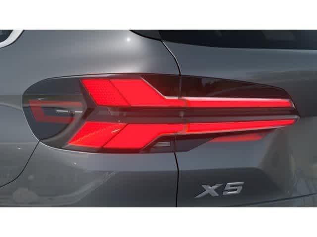 Used 2026 Skyscraper Grey Metallic BMW xDrive40i image 15