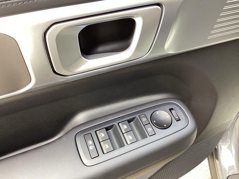 2026 Hyundai Santa Fe SE - Photo 29