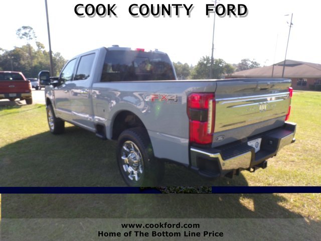 New 2027 Glacier Gray Metallic Tri-Coat Ford F-250® King Ranch® image 5