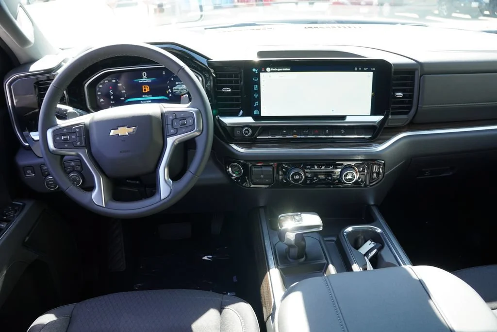 New 2026 Summit White Chevrolet LT image 12