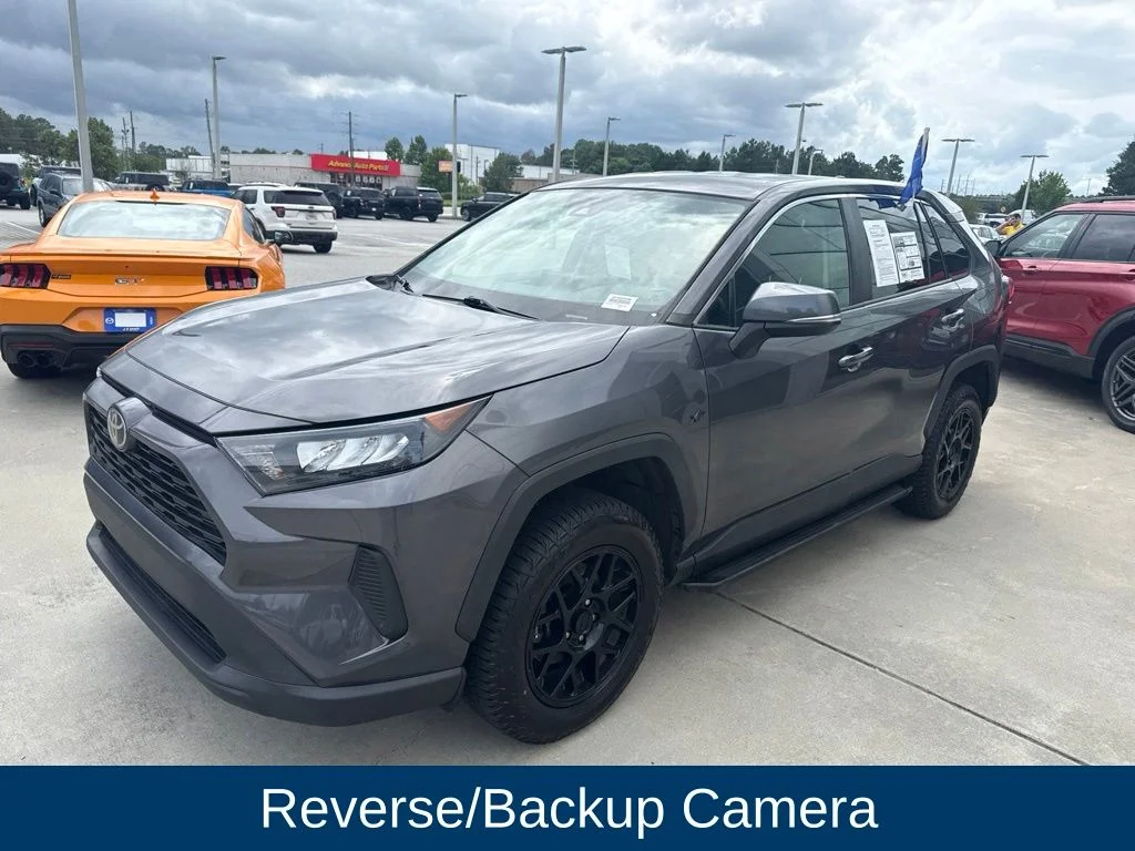 Used 2022 Magnetic Gray Metallic Toyota LE image 3