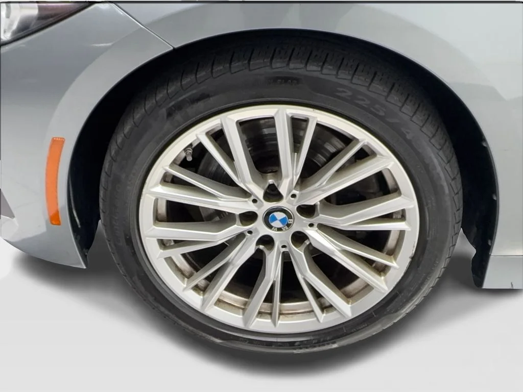 Used 2024 Gray BMW 330i image 13